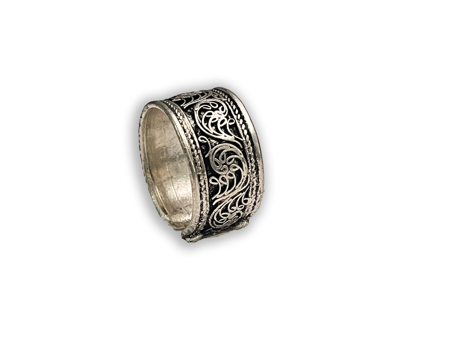 Handmade Tibetan Silver Adjustable Ring from Nepal (Flower, Adjustable)