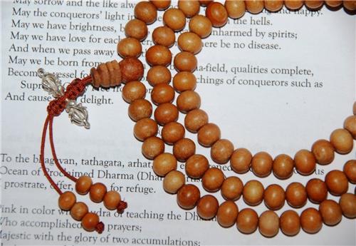 Sandalwood Mala with Dorje/Vajra Pendant for Meditation