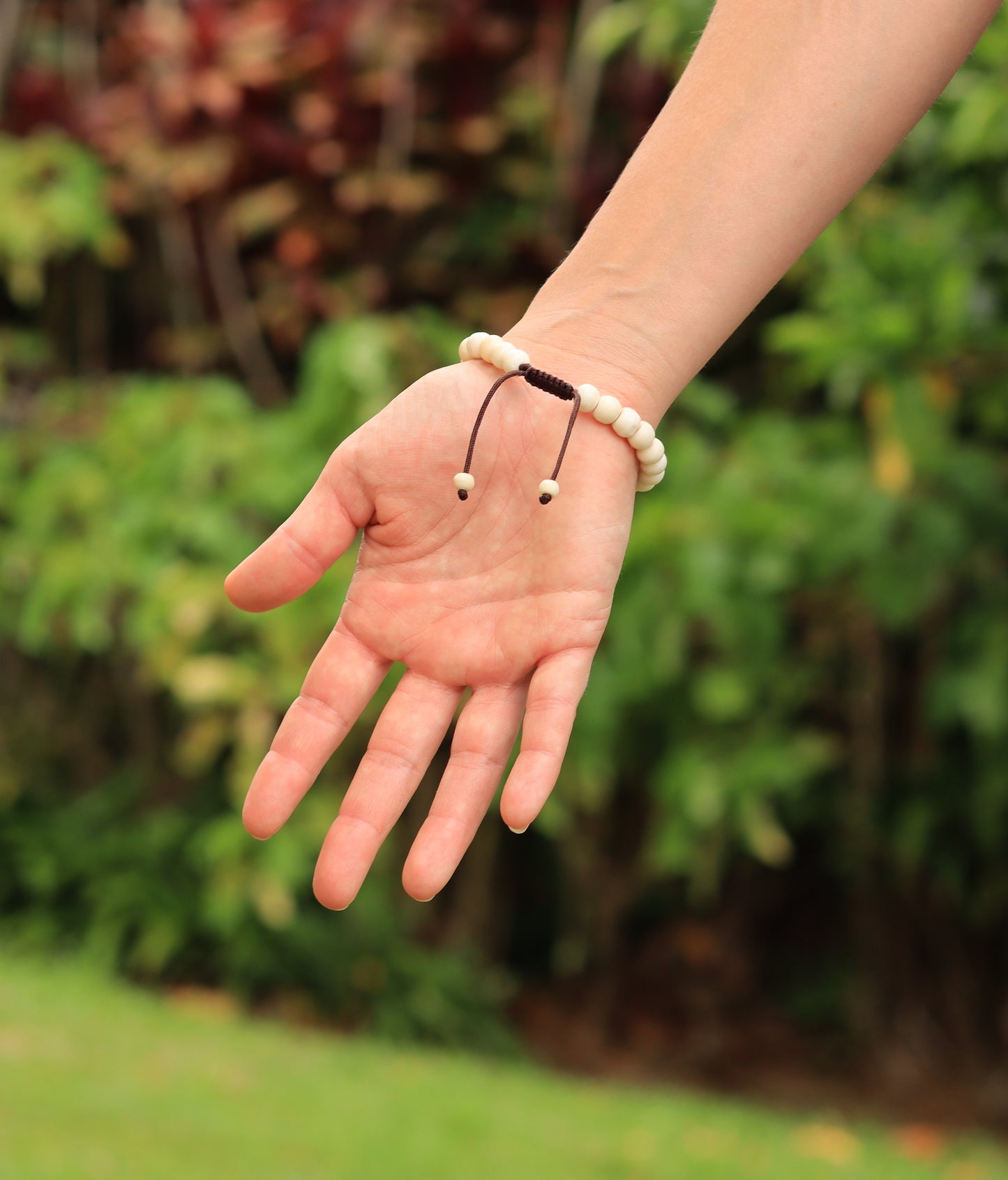 Tibetan Mala Yak Bone Wrist Mala Bracelet for Meditation (Lapis)