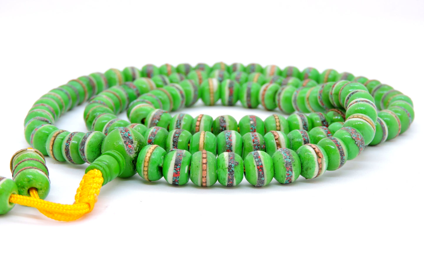 Tibetan Himalayan Yak Bone 108 Beads Embedded Necklace for Meditation (Green)