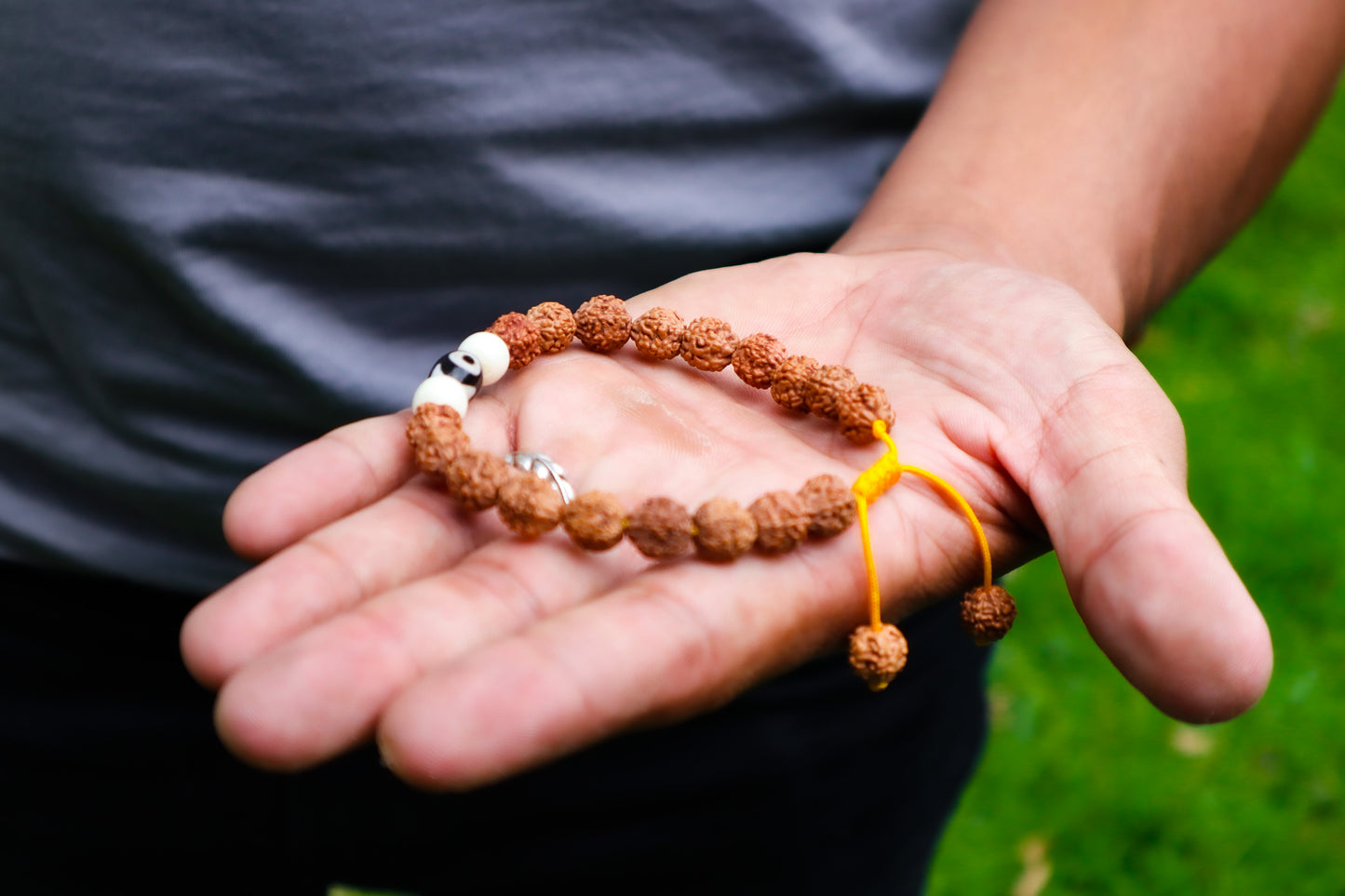 Rudraksha Tibetan Wrist Mala Bracelet with dZi Spacer