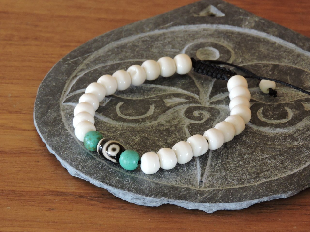 Yak Bone Wrist Mala with dZi Bead Spacer