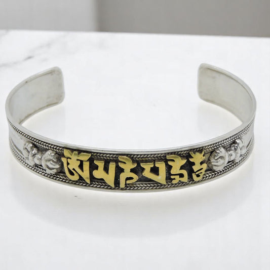 Handmade Buddha of Compassion sterling Silver Bracelet (Small)